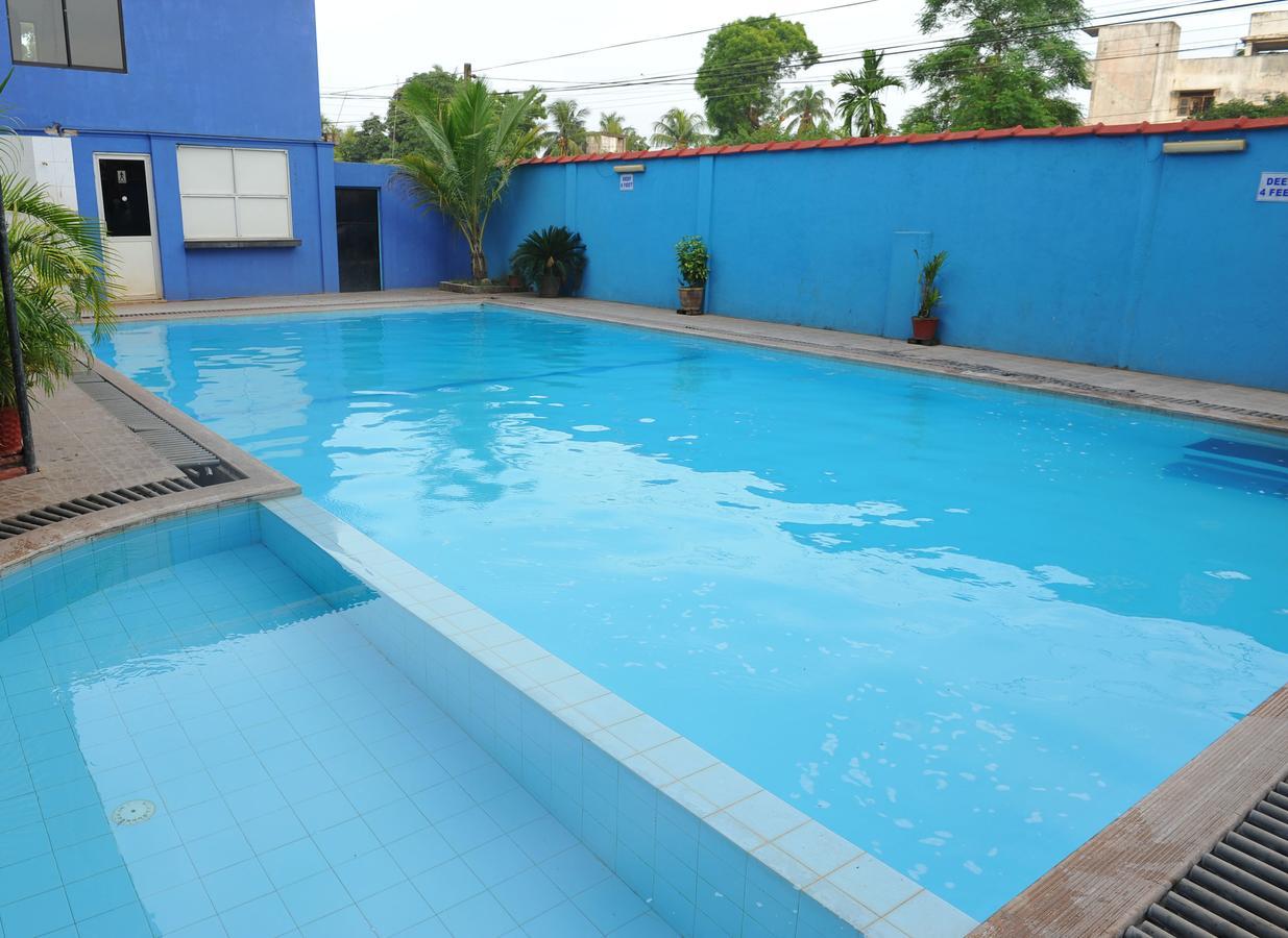 Hotel Nelly Vavuniya Екстер'єр фото