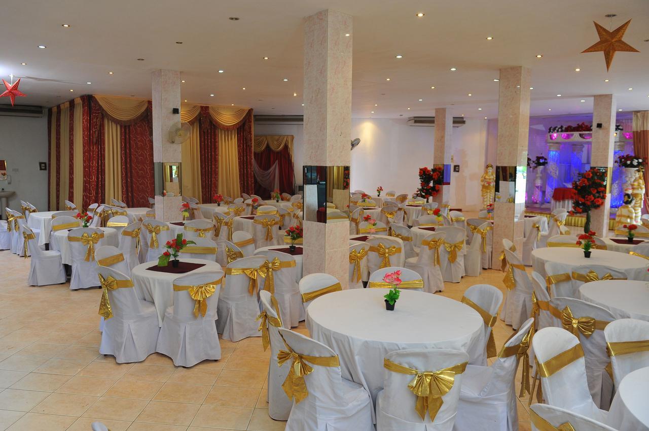 Hotel Nelly Vavuniya Екстер'єр фото